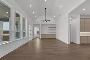 116 Lookout Pt Dr, Liberty Hill, TX 78642 - Photo 13