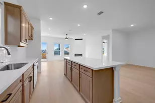 207 Bishop Wood Rd, Dripping Springs, TX 78620 - Photo 5