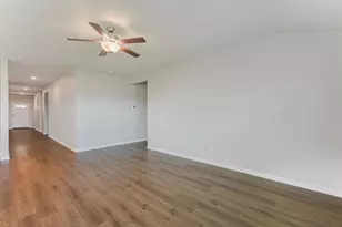632 Wild Spur Ln, Liberty Hill, TX 78642 - Photo 5