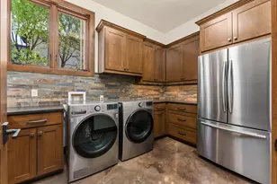 7724 Lynchburg Dr, Austin, TX 78738 - Photo 21
