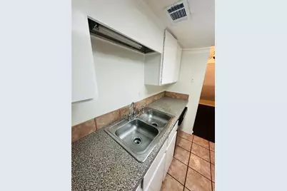 2401 Leon Street #307, Austin, TX 78705 - Photo 9