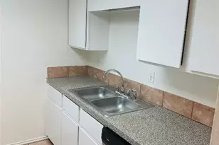 2401 Leon St, Austin, TX 78705 - Photo 7