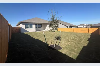 201 Divisadero Drive, Hutto, TX 78634 - Photo 7