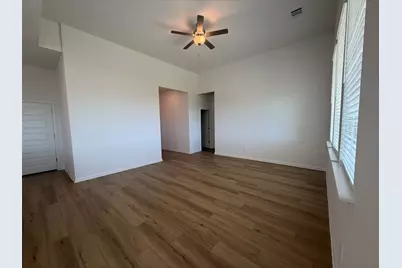 201 Divisadero Drive, Hutto, TX 78634 - Photo 9