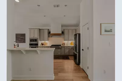 12516 Uvalde Creek Drive, Austin, TX 78732 - Photo 13