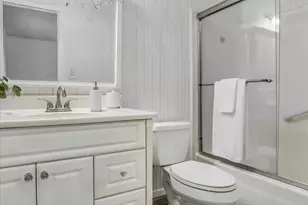 10104 Woodland Village Dr, Austin, TX 78750 - Photo 15