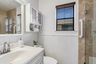 10104 Woodland Village Dr, Austin, TX 78750 - Photo 17