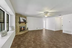 10104 Woodland Village Dr, Austin, TX 78750 - Photo 5