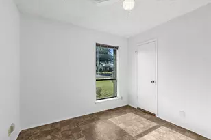 10104 Woodland Village Dr, Austin, TX 78750 - Photo 17