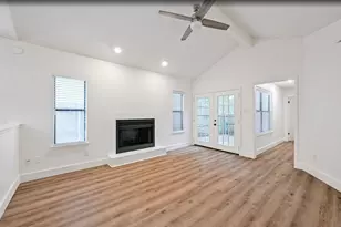 2407 Winsted Ln, Austin, TX 78703 - Photo 3