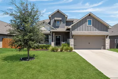 211 Brookside Street, Hutto, TX 78634 - Photo 1