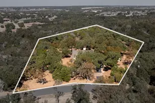 128 Mockingbird Ln, Georgetown, TX 78633 - Photo 37