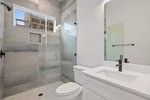 2713 Bristol Dr, Austin, TX 78723 - Photo 5