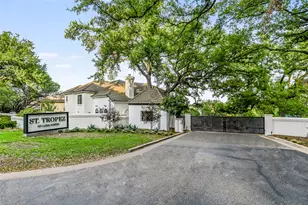1910 Rue de Saint Tropez, Austin, TX 78746 - Photo 23