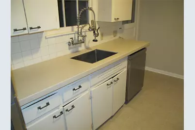 7 Scott Crescent, Austin, TX 78703 - Photo 3