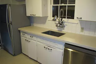 7 Scott Crescent, Austin, TX 78703 - Photo 3