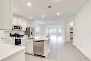 202 Cibolo Creek Loop, Bastrop, TX 78602 - Photo 5