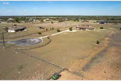 200 Stonehouse Drive, Liberty Hill, TX 78642 - Photo 31