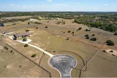 200 Stonehouse Drive, Liberty Hill, TX 78642 - Photo 39