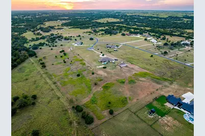 200 Stonehouse Drive, Liberty Hill, TX 78642 - Photo 7