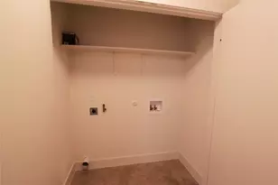 1204 Cometa St, Austin, TX 78721 - Photo 35