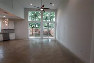 1204 Cometa St, Austin, TX 78721 - Photo 11
