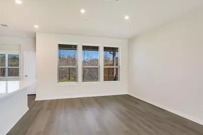 2500 Forest Creek Drive #2004, Round Rock, TX 78665 - Photo 5