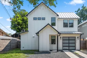 2104 E 2nd St, Austin, TX 78702 - Photo 1