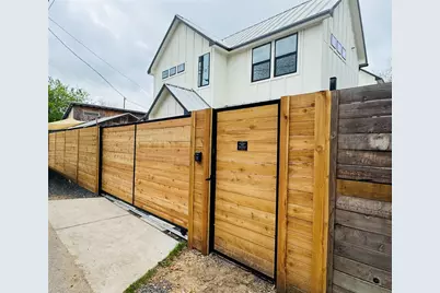 2104 E 2nd Street #2, Austin, TX 78702 - Photo 27
