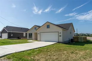 105 Sweet Clover Wy, Johnson City, TX 78636 - Photo 1