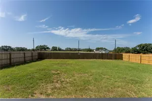 105 Sweet Clover Wy, Johnson City, TX 78636 - Photo 15