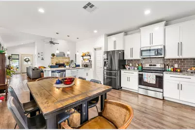 205 Hanauma Drive, Bastrop, TX 78602 - Photo 15