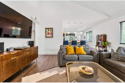 205 Hanauma Drive, Bastrop, TX 78602 - Photo 9