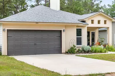 205 Hanauma Drive, Bastrop, TX 78602 - Photo 3