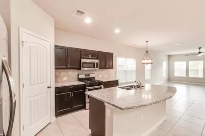 6605 Kauai Lane, Austin, TX 78744 - Photo 15