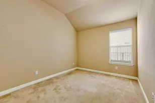1614 Hidden Springs Path, Round Rock, TX 78665 - Photo 21