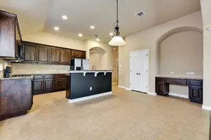1614 Hidden Springs Path, Round Rock, TX 78665 - Photo 7
