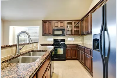 1614 Hidden Springs Path, Round Rock, TX 78665 - Photo 5