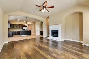 1614 Hidden Springs Path, Round Rock, TX 78665 - Photo 11