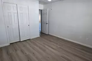 606 Lakemont Dr, Hutto, TX 78634 - Photo 5