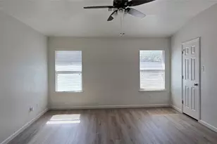 606 Lakemont Dr, Hutto, TX 78634 - Photo 19