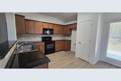 606 Lakemont Drive, Hutto, TX 78634 - Photo 13