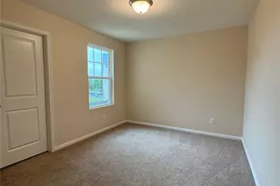 105 Rainey Dr, Jarrell, TX 76537 - Photo 13