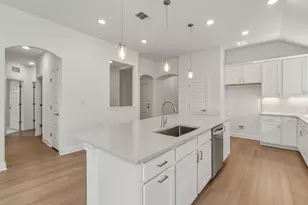 6900 Cliff Rose Dr, Spicewood, TX 78669 - Photo 5