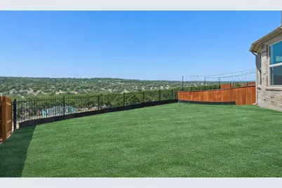 6900 Cliff Rose Drive, Spicewood, TX 78669 - Photo 19