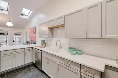 705 Hudgins Street, Smithville, TX 78957 - Photo 13