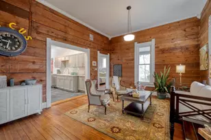 705 Hudgins St, Smithville, TX 78957 - Photo 5