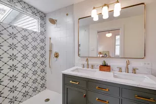 705 Hudgins St, Smithville, TX 78957 - Photo 25