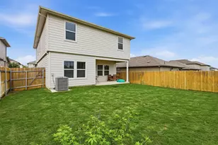 19017 Romano Dr, Elgin, TX 78621 - Photo 33