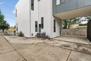 1616 Haskell St, Austin, TX 78702 - Photo 11